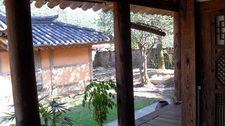 Goseong Choi Pilgan'S Old House Ξενοδοχείο Εξωτερικό φωτογραφία