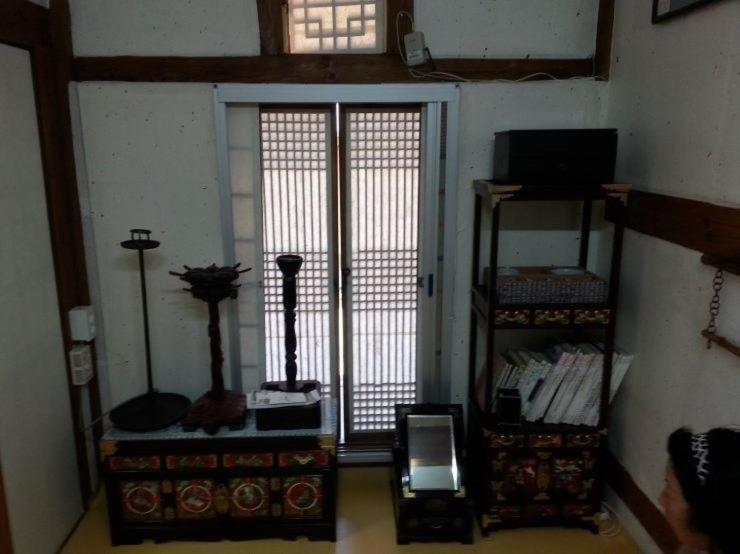 Goseong Choi Pilgan'S Old House Ξενοδοχείο Δωμάτιο φωτογραφία