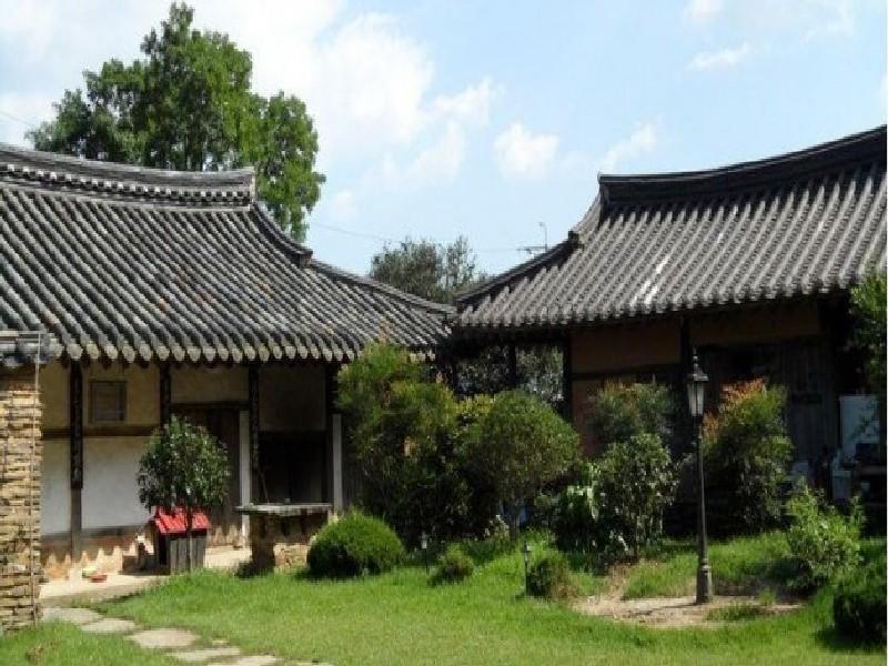 Goseong Choi Pilgan'S Old House Ξενοδοχείο Εξωτερικό φωτογραφία